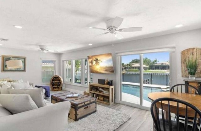 No Hurricane Damage Tranquil Canal Home Near Downtown, Beaches & More