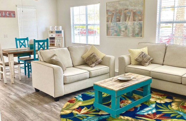 NO stairs, NO carpet! BEST location for all you love to do in Sarasota