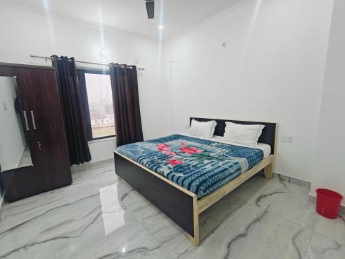 Non AC Room For Travelers Lucknow