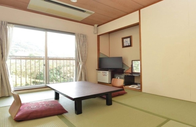 Nonsmoking2 peopleNo view Japanesestyle roomOvernight stay without meals/Nagasaki Nagasaki