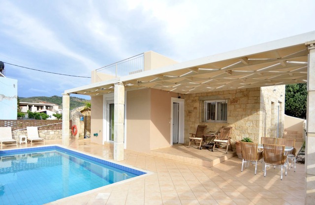 Nopigia Mare Beachfront Villa, Kissamos Chania