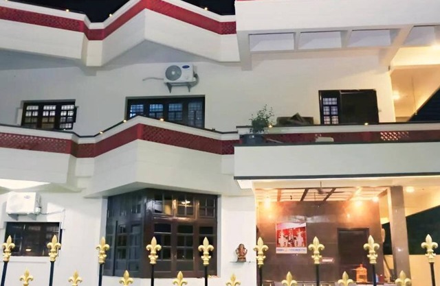North Facing 2-BHK SIGNIN HOMESTAY {a[:8886660628,AC, WiFi in fabulous Tirupati