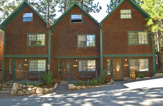 North Lake Lodges & Villas