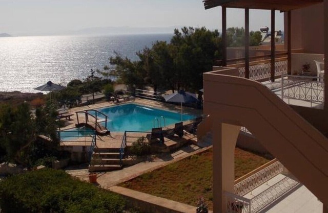 Nostalgia sea view apartments