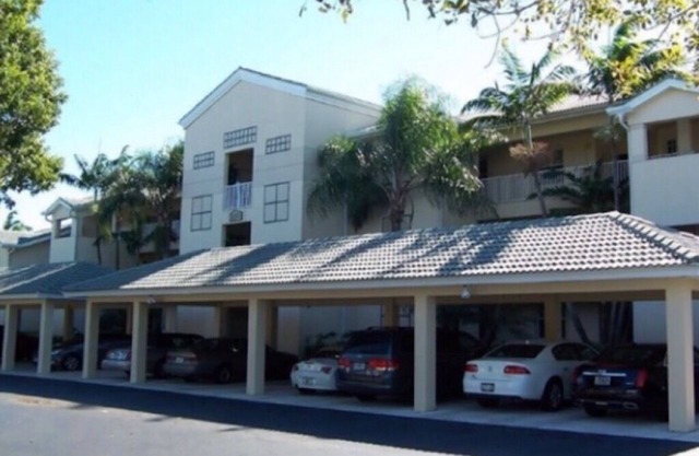 Now Available Summer and Fall 2025 Beautiful 2 Bed Condo in Legends!