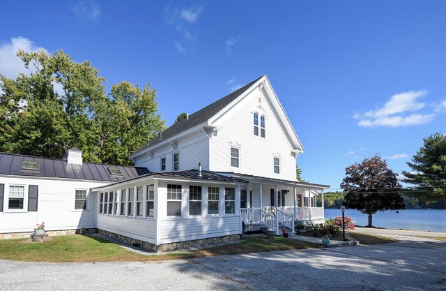 *NOW ON SPECIAL* Exquisite Art-Filled Estate on Pleasant Lake