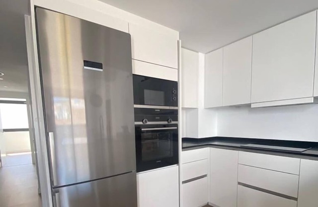 Nuevo Apartamento Duplex en Nave Restaurada al Lado de la Laya