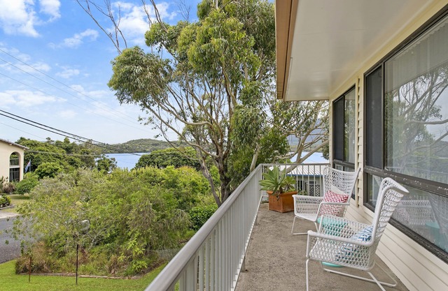 Number One - tranquility, views, walk to beach