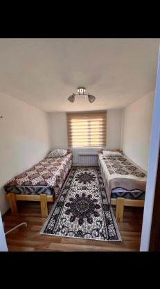 Nur Guest House
