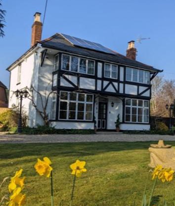 Nuthooks House