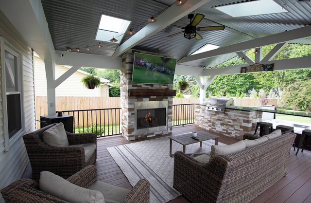 Oasis at Avalon Lakes - Hot Tub - Gas Fire Pit - Outdoor livingroom w/gas fire