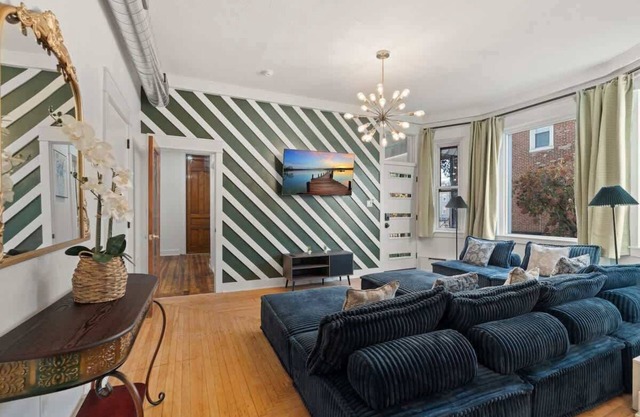 Oasis Spacious-Private Parking,16 Beds+29 Guests