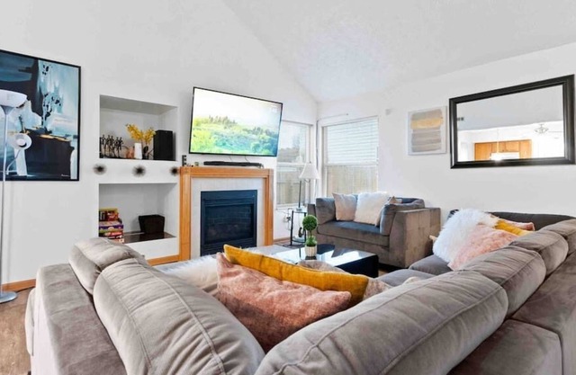 Oasis: Your Beautiful Single-family Home