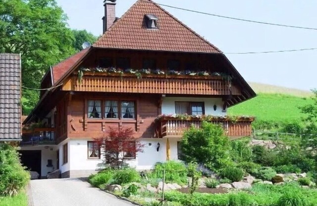 Oberbauernhof - Apartment "Am Garten" | Lovely apartment in a beautiful Black Forest house