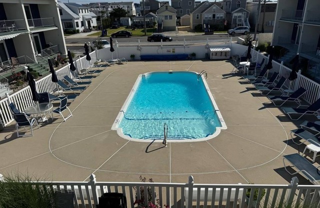 Ocean Block. Ship Bottom. Pool. Beach Badges. WIFI. Washer & Dryer. 12186