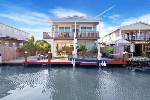 Ocean Breeze Oasis with great boating access