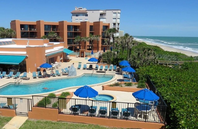 Ocean Front Two Bedroom Condo, Florida 2147619