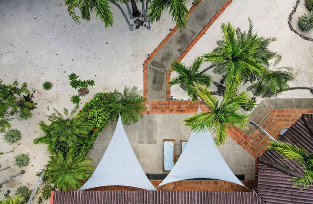 Ocean front Casa Lina