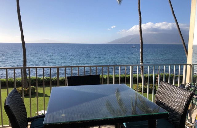 Ocean Front Renovated 2 BR/BA Luxury Condo w/A/C . 2nd Floor Unobstructed View