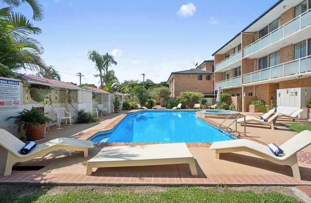 Ocean Parade 5 Two-Bedroom Beachside Apartment