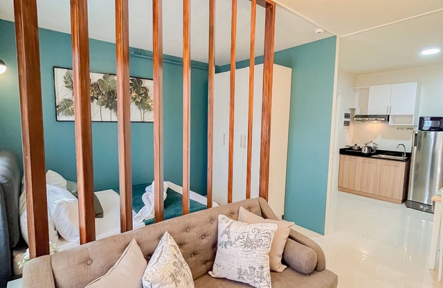 Ocean Studio1 Bedroom, Private Balcony, Inviting Pool, and Gym