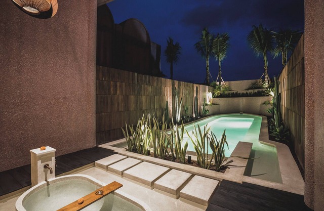 Ocean View 1 Bedroom Honeymoon w/pool - Sanur