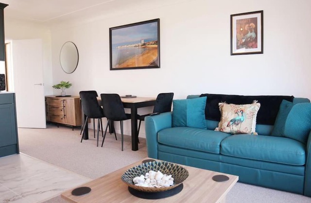 Ocean View apartment, beautiful sea views
