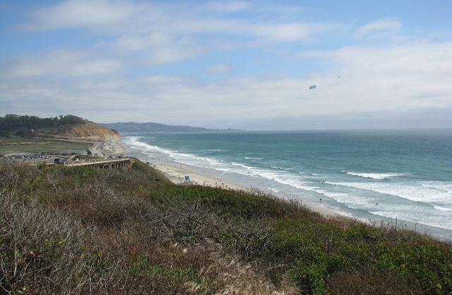 Ocean View at Torrey Pines Beach, Del Mar CA - FIVE MINUTE WALK TO THE BEACH