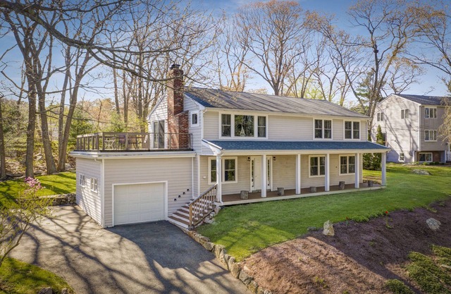 Ocean View - Great Location | Beautiful, Warm & Spacious.