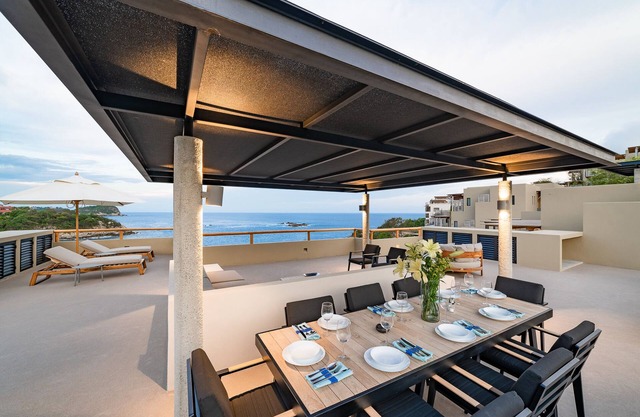 Ocean View Penthouse with Rooftop Terrace