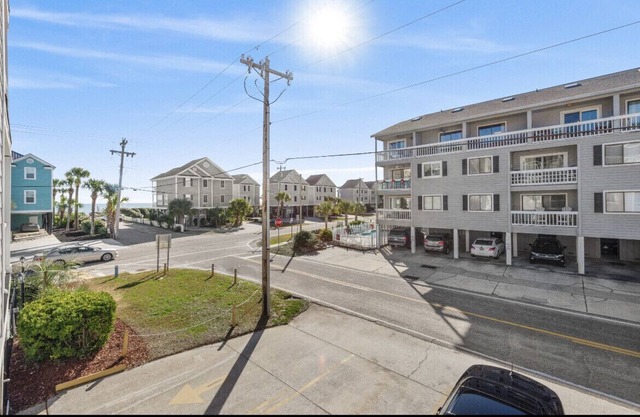 OCEAN VIEW , SANDY SHORES 11, CLEAN FAMILY, Balcony, pool, Elevator. 2 bedroom