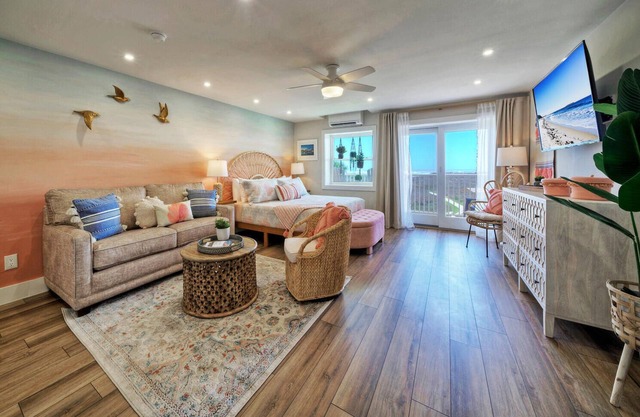 Ocean View w/Pool, Tennis/Pickleball, Beach Access | Summer Love by AvantStay