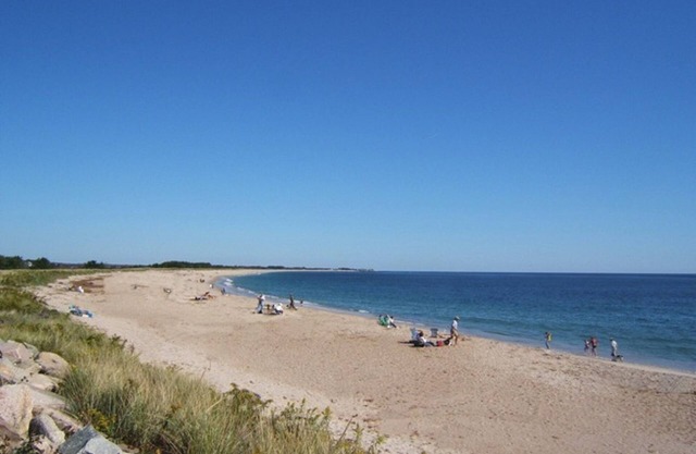 Ocean Views and Private Beach Unit 3