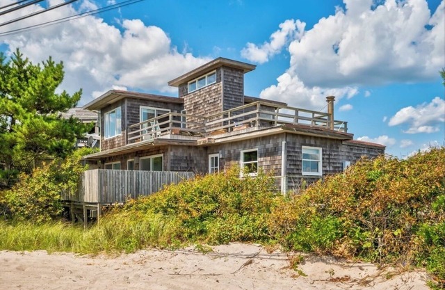 OceanFront Davis Park FI Split AC Sleeps 10, EXPANSIVE OCEAN FRONT VIEWS LARGE DECKS NEWLY RENOVATED