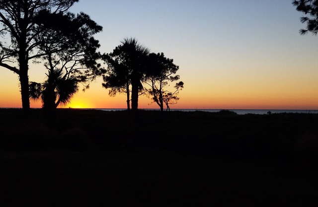 OCEANFRONT Ground Floor Gem; Pristinely clean; Constantly updated; Steps to Sand