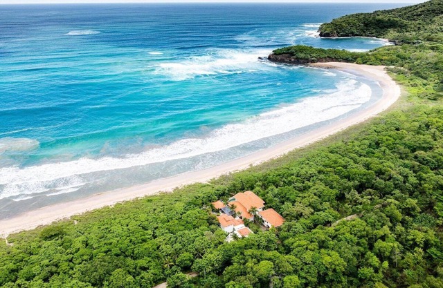 Oceanfront Oasis | 5BR Luxury Villa | Sleeps 10