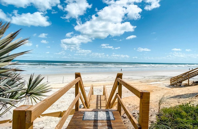 Oceanfront Sailfish A3 | Large Deck & Steps to Car-Free Beach