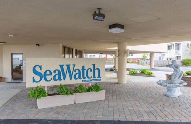 Oceanfront Seawatch condos- unit 407