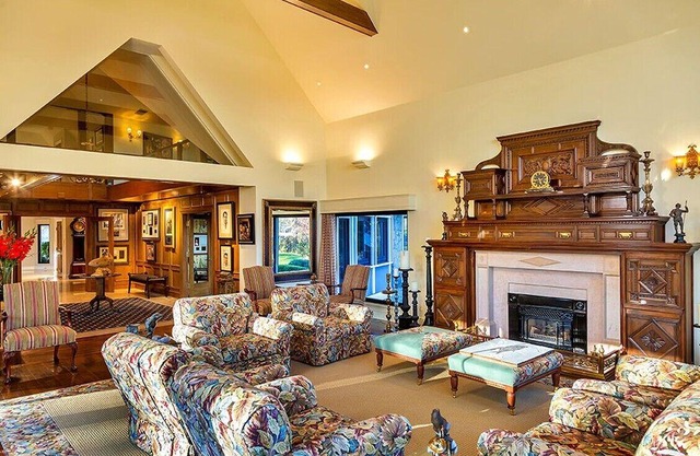 Oceanfront Uplands Estate