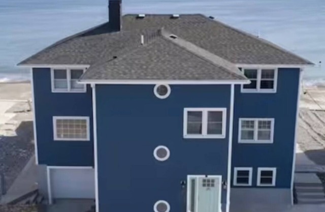 Oceanviews all round 5-bedroom house in brilliant Scituate with WiFi, AC,