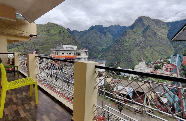 Odyssey Stays Joshimath - Near Narsingh Temple