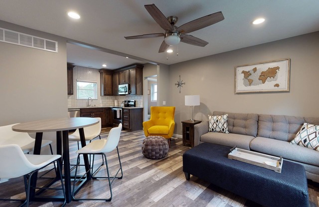 Oh! The Places You'll Go! Midtown Pet-Friendly 3-Bed Near Med-Center