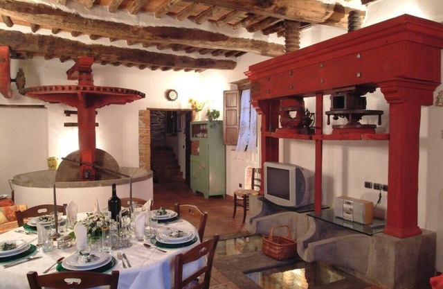 Old mill of '700 with a sea view and private pool. Lucca Comics.