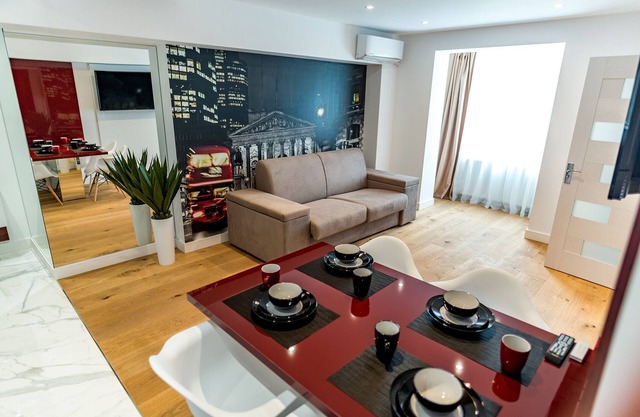 Old TOWN - NEW Luxury Apartment - LONDON Design