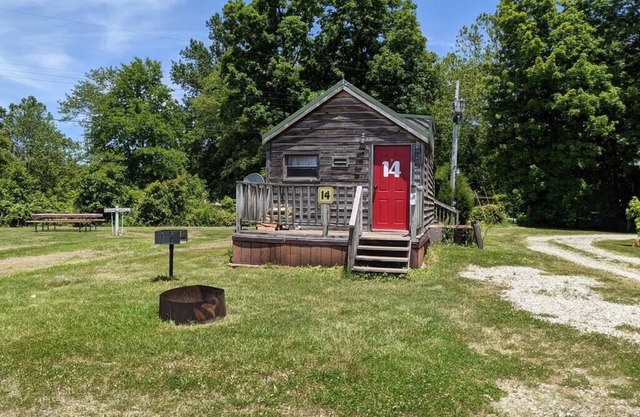 "Ole Pete" Tiny Home Cabin #14 | Pet Friendly