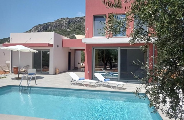 Olive Garden Villas