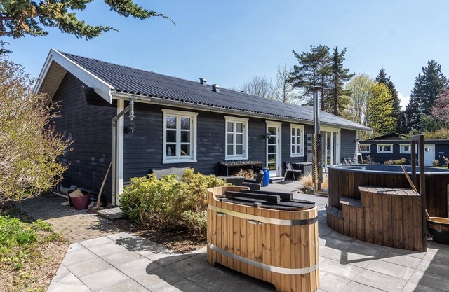 "Øllegaard" - 1km from the sea by Interhome