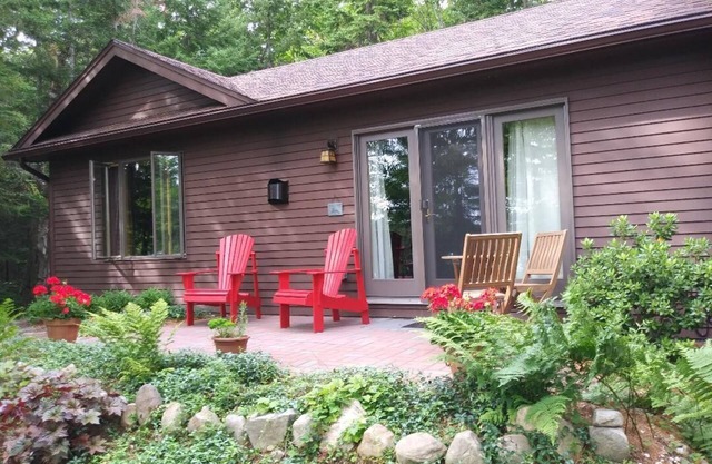 On Franklin Pond - Lake And Mountain Views With Convenient Lake Access