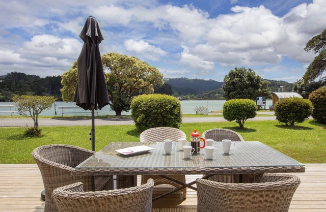 On Point - Point Wells Holiday Home