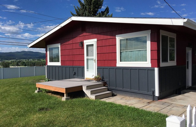 "On the Way" to Montana beauty: Glacier Park, Ski resorts, Flathead lake & more!